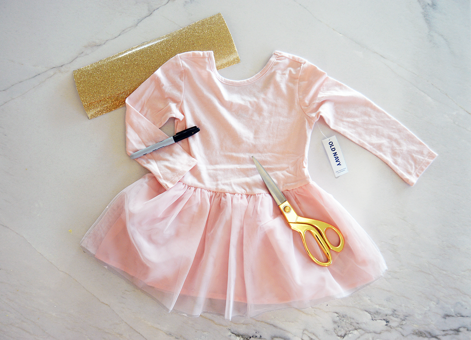 DIY: A Custom Birthday Party Dress - Pretty Domesticated DIY: A Custom Birthday Party Dress - Pretty Domesticated