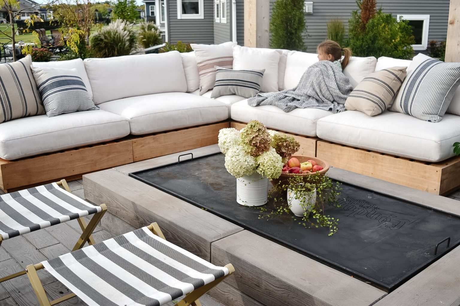 How to Keep Your Outdoor Furniture Clean Pretty Domesticated